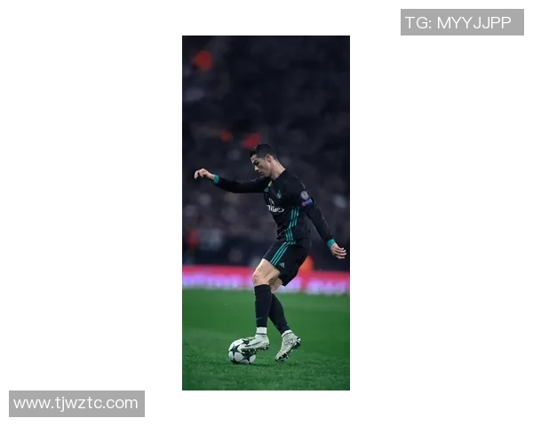 最新热门足球球星高清壁纸与资料免费下载大全推荐 最新热门足球球星高清壁纸与资料免费下载大全推荐