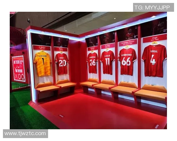 美国足球明星模仿风潮引领新热潮 球迷文化与偶像效应的融合与发展 美国足球明星模仿风潮引领新热潮 球迷文化与偶像效应的融合与发展