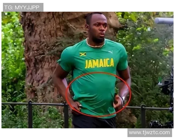 足球球星中哪些球员腹肌不明显反而成为魅力所在 足球球星中哪些球员腹肌不明显反而成为魅力所在